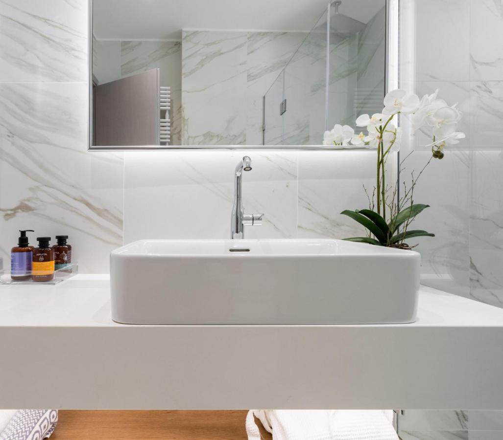 Balia Suites Ахарави Екстериор снимка